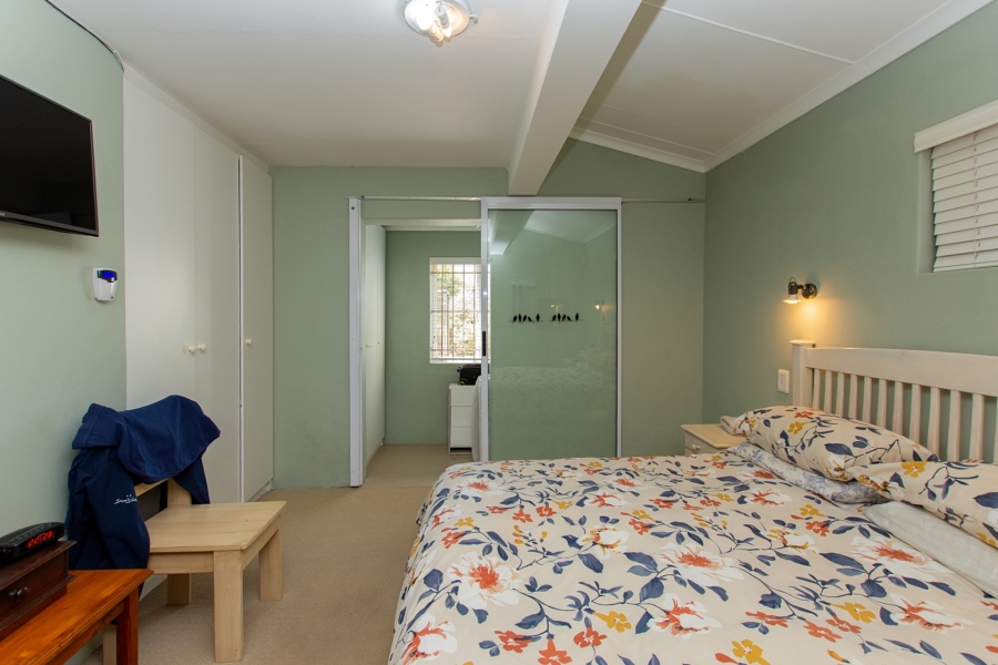 6 Bedroom Property for Sale in Jacobsbaai Western Cape